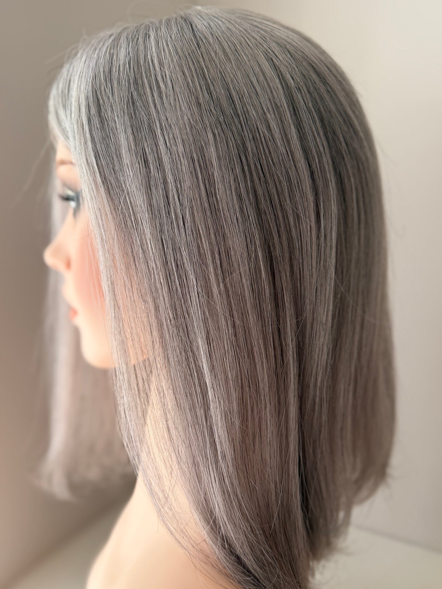 Silhouette Volumiser - Grey & Blended Shades